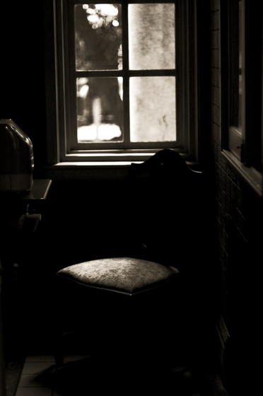 chair.jpg